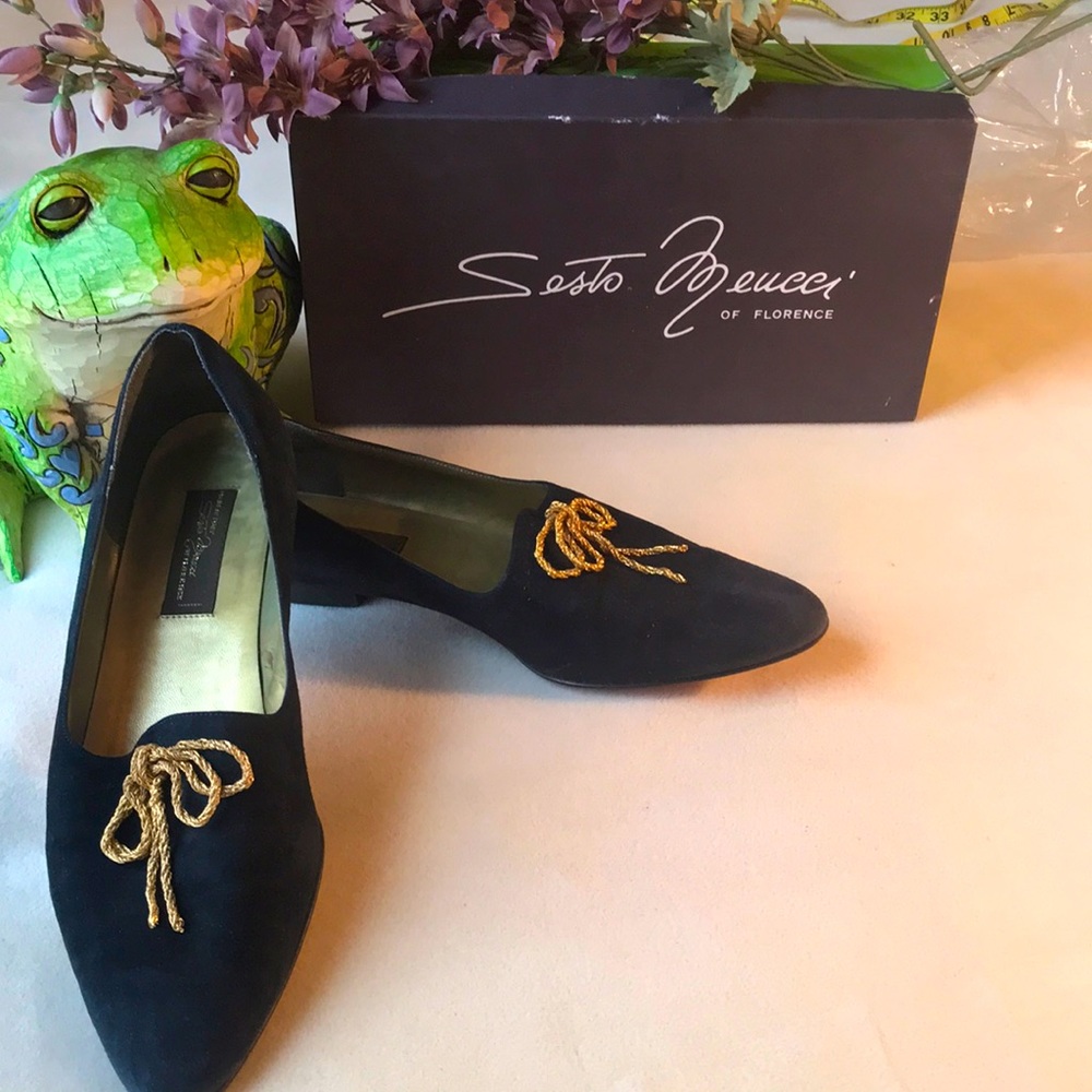 Sesto Meucci Vintage & Classic & Made in Italy!!! Navy Flats! 9.5 10